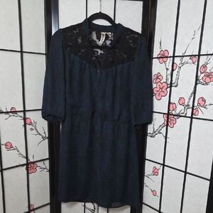 Mimi Chica Black and Blue Lace Tunic Size Large